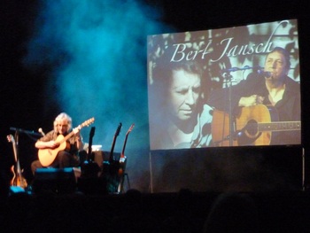 Gordon Giltraps Town Hll concert dedicated to Bert Jansch